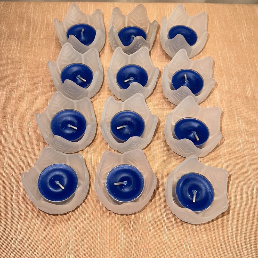 PartyLite 12 Lotus Flower Tealight Holders